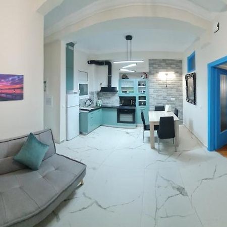 Full Apartment Near Kato Patissia Athens Exterior photo