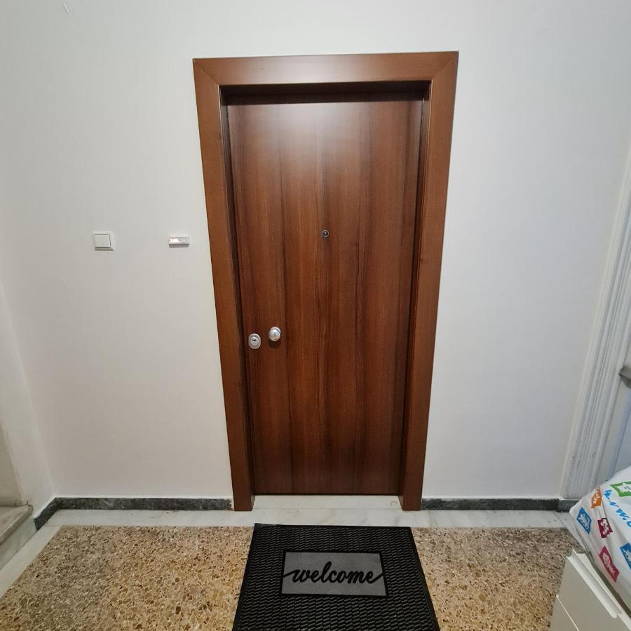 Full Apartment Near Kato Patissia Athens Exterior photo